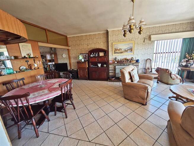 To Let 3 Bedroom Property for Rent in Avondale Western Cape